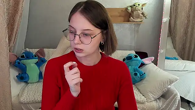 Snapshot of CharlyWines chatting on 01.14.26 CharlyWines online show from 01.14.26