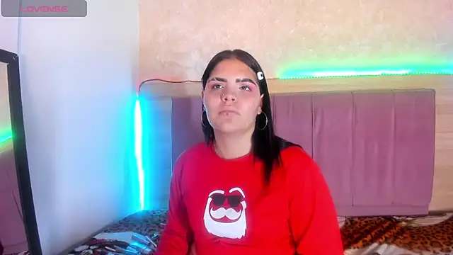 alunnaclarkcm online show from 12.14.25