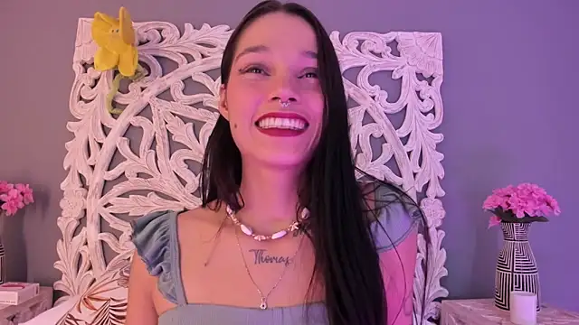 loraineblake online show from 02.16.26