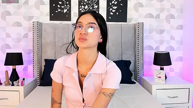 sara stonems online show from 12.18.25