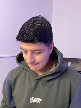 Goldenknight33 online show from 03.03.26