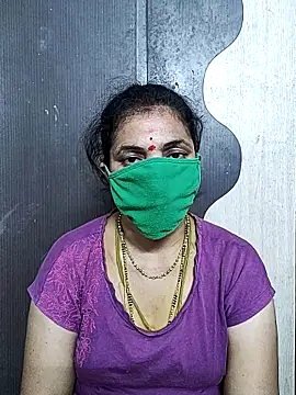 Snapshot of bhavyasri_55 chatting on 04.10.26 bhavyasri 55 online show from 04.10.26