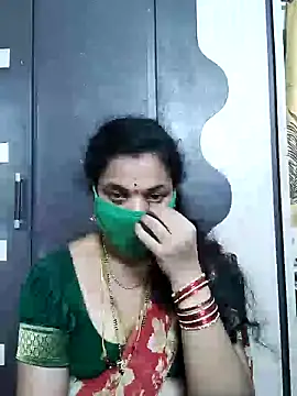 Snapshot of bhavyasri_55 chatting on 04.11.26 bhavyasri 55 online show from 04.11.26