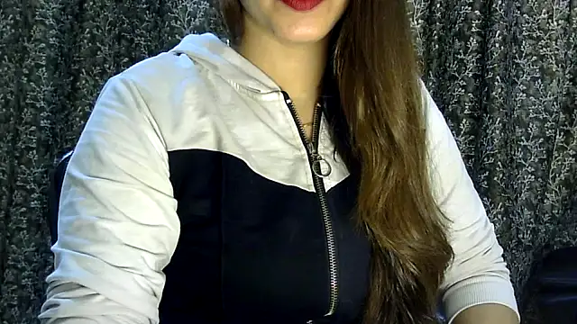 Snapshot of Exotic_tanvi chatting on 05.17.26 Exotic tanvi online show from 05.17.26