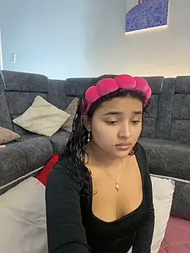 ladulcemary  online show from 01.06.26