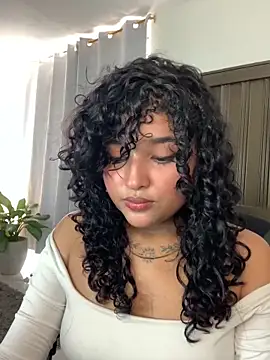 ladulcemary  online show from 05.07.26
