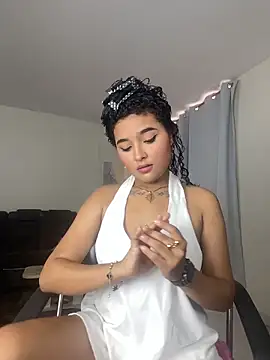 ladulcemary  online show from 05.13.26