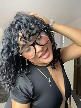 ladulcemary  online show from 05.16.26