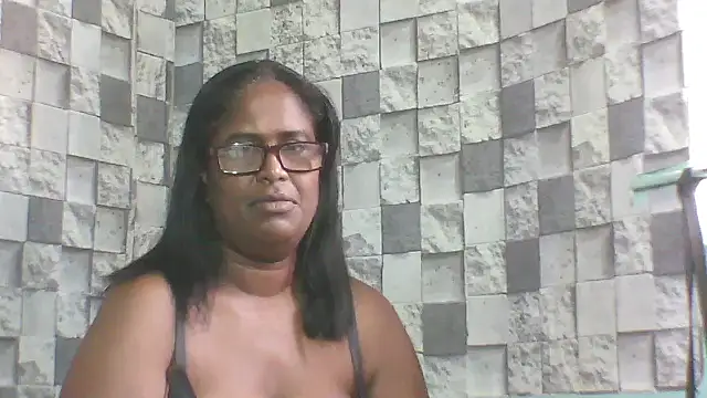 Snapshot of Exotic_indian95 chatting on 04.11.26 Exotic indian95 online show from 04.11.26