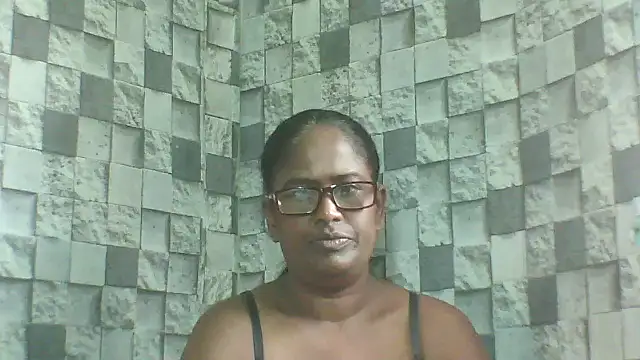 Snapshot of Exotic_indian95 chatting on 04.14.26 Exotic indian95 online show from 04.14.26