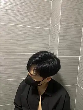 kimze7 online show from 04.18.26