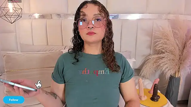 Im TaraBlack online show from 12.22.25