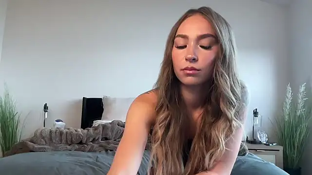 KiraSkys online show from 06.30.26