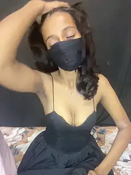 Snapshot of Hottie_kia chatting on 05.16.26 Hottie kia online show from 05.16.26