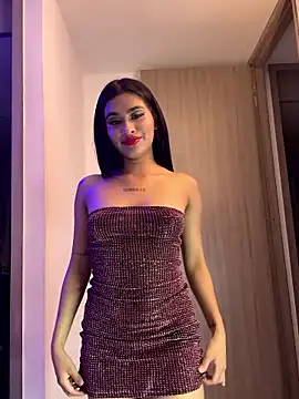 Snapshot of LizzyYvng chatting on 01.17.26 LizzyYvng online show from 01.17.26