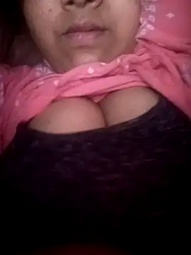 Snapshot of pihuu1313 chatting on 03.16.26 pihuu1313 online show from 03.16.26