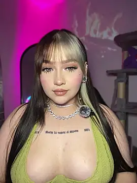 Daniela ruizz online show from 04.16.26