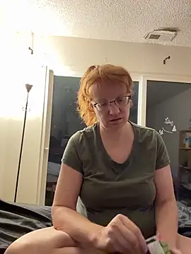 Lenaravenswood online show from 02.12.26