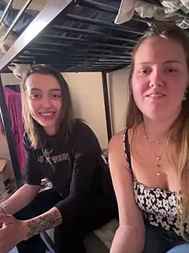 Snapshot of Vikml166 chatting on 04.14.26 Vikml166 online show from 04.14.26