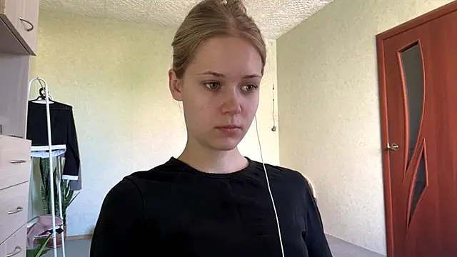 ZaidaSchwarten online show from 05.17.26