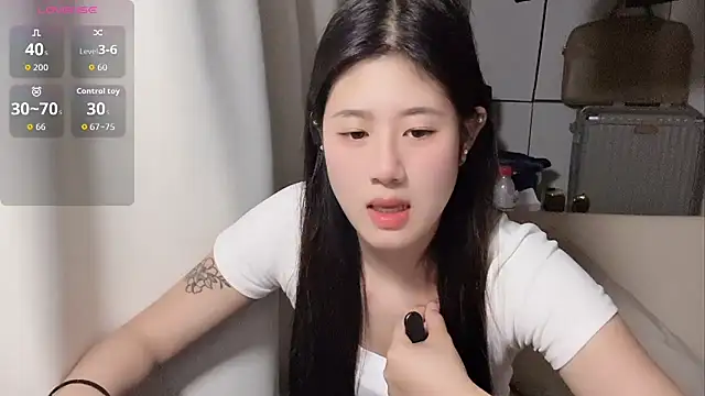 Yvonne-07 online show from 06.02.26