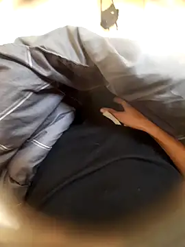 Snapshot of Shank599 chatting on 02.14.26 Shank599 online show from 02.14.26