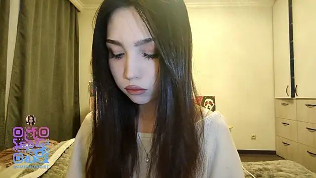 Qwami Amie online show from 02.09.26