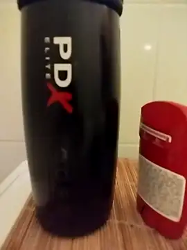 Snapshot of Martins2323ko chatting on 12.20.25 Martins2323ko online show from 12.20.25