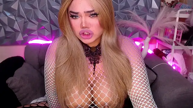 Snapshot of AlwaysHornyMia chatting on 01.17.26 AlwaysHornyMia online show from 01.17.26