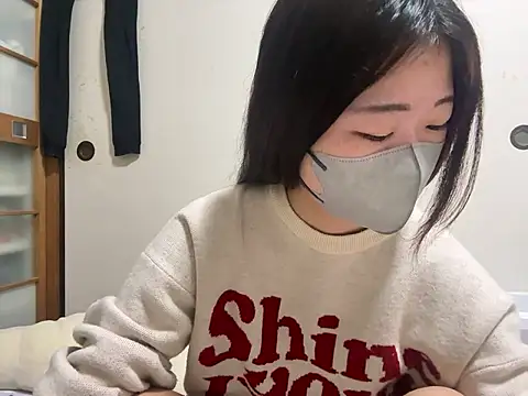 Snapshot of kuromi_chan_oo chatting on 02.04.26 kuromi chan oo online show from 02.04.26