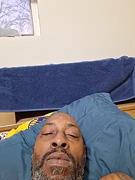 Rizzle9800 online show from 12.14.25