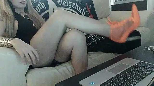 Sandro7879 online show from 02.13.26