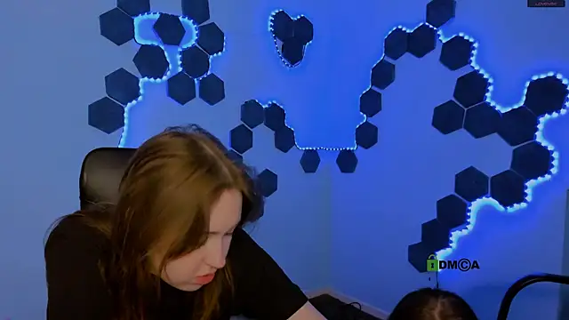 Snapshot of kimiko_shine chatting on 01.06.26 kimiko shine online show from 01.06.26