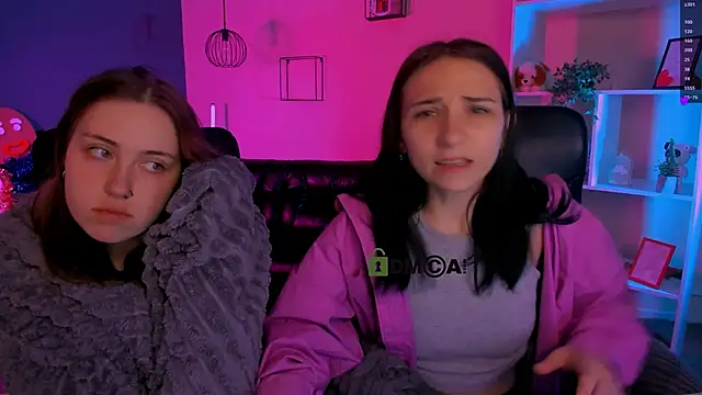 Snapshot of kimiko_shine chatting on 01.19.26 kimiko shine online show from 01.19.26