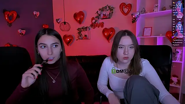 Snapshot of kimiko_shine chatting on 02.11.26 kimiko shine online show from 02.11.26