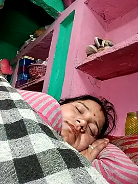 Snapshot of Kinjal_pande chatting on 12.17.25 Kinjal pande online show from 12.17.25