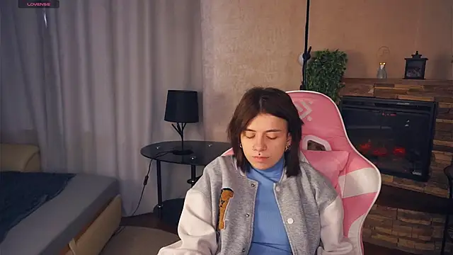 IleanaPishko online show from 01.14.26