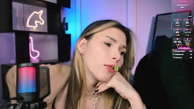 Snapshot of astra_opal chatting on 01.18.26 astra opal online show from 01.18.26