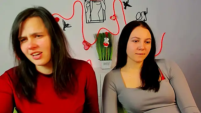 Snapshot of astra_opal chatting on 02.16.26 astra opal online show from 02.16.26