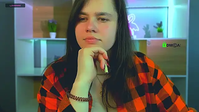 Snapshot of astra_opal chatting on 03.04.26 astra opal online show from 03.04.26