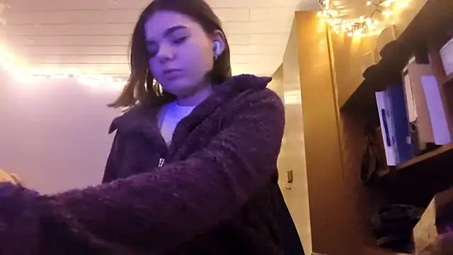 Mona Slearys online show from 01.13.26