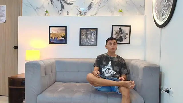 Snapshot of YOUNG_GUYS1 chatting on 12.18.25 YOUNG GUYS1 online show from 12.18.25