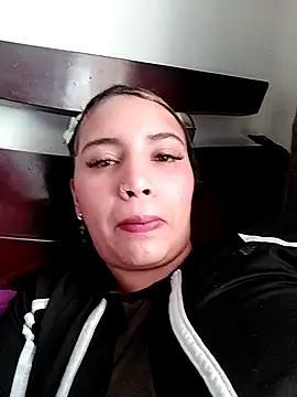 liliymike19 online show from 02.14.26