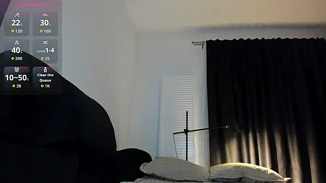 Snapshot of evelynvlove chatting on 02.02.26 evelynvlove online show from 02.02.26