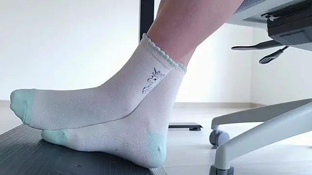 Snapshot of Feetbeth chatting on 06.22.26 Feetbeth online show from 06.22.26