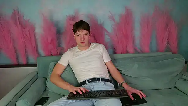 JamesRaww online show from 12.19.25