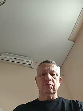 Snapshot of Sashabikros chatting on 02.15.26 Sashabikros online show from 02.15.26