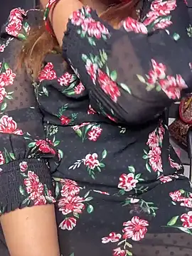 Snapshot of butterflyslay chatting on 02.06.26 butterflyslay online show from 02.06.26