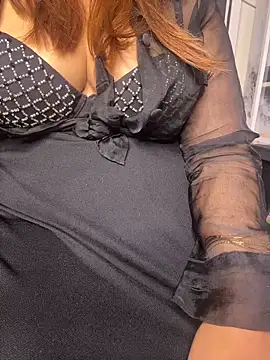 Snapshot of butterflyslay chatting on 02.25.26 butterflyslay online show from 02.25.26