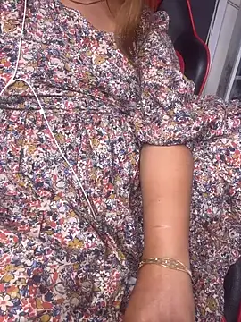 Snapshot of butterflyslay chatting on 03.09.26 butterflyslay online show from 03.09.26